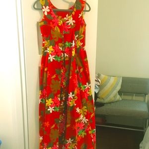 VINTAGE 1960s Honolulu maxi dress.